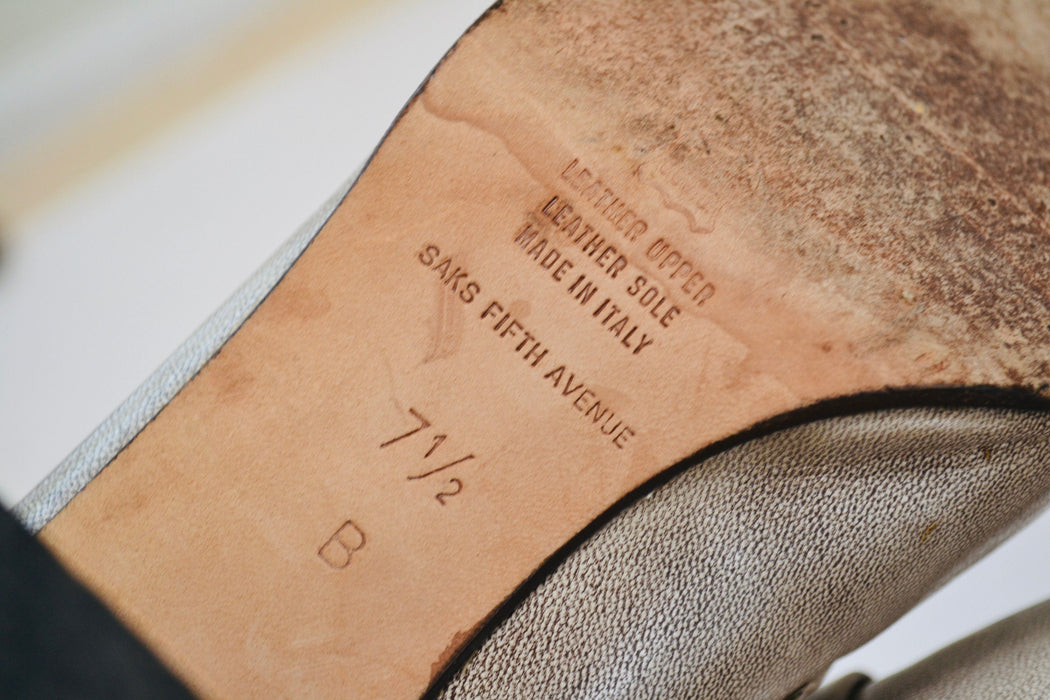 90s 00s Y2K Vintage Snake Skin Leather Slides High Heel Loafers Shoes 7 1/2 Vintage Tan Snake Skin High Heel Shoes Mules Saks Fifth Avenue