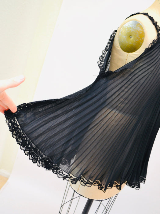 60s 70s Vintage Black Sheer Babydoll Pleated Nightgown Lingerie by Parisian Maid// Black Sheer Lingerie Night gown Black Honeymoon Maternity