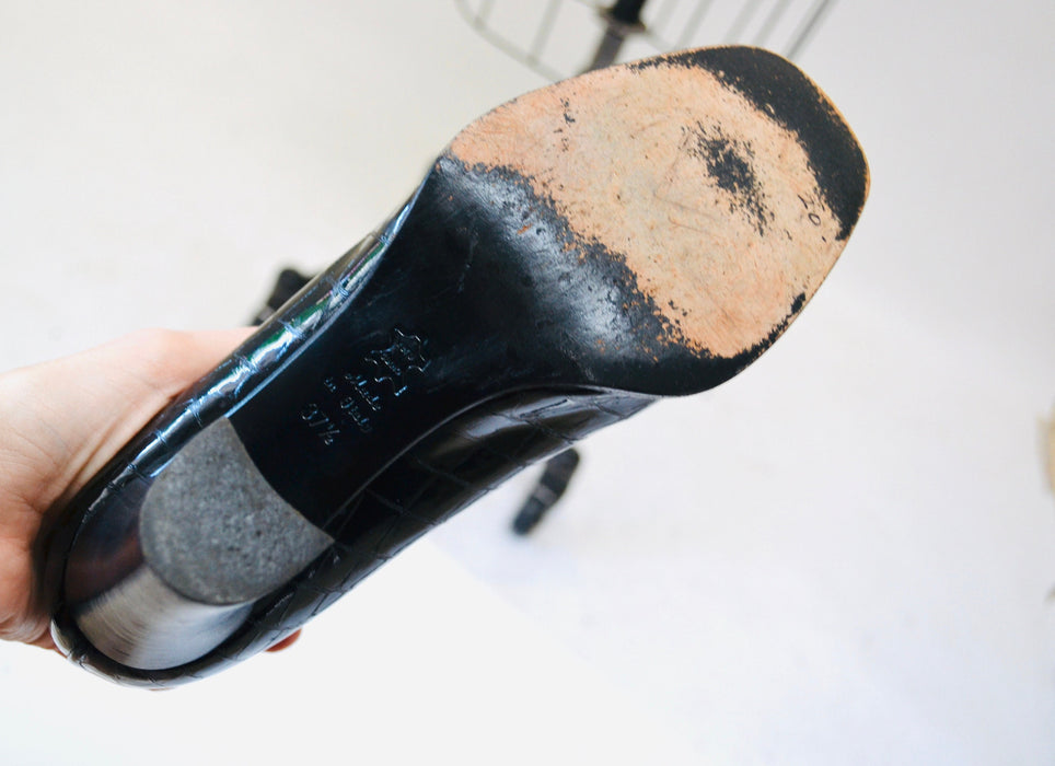 90s 00s Black Patent Leather Cropped High heel Boots 37 1/2 7 1/2 by Omari Made in Italy Cropped Reptile Patent Leather Booties Size 37 1/2