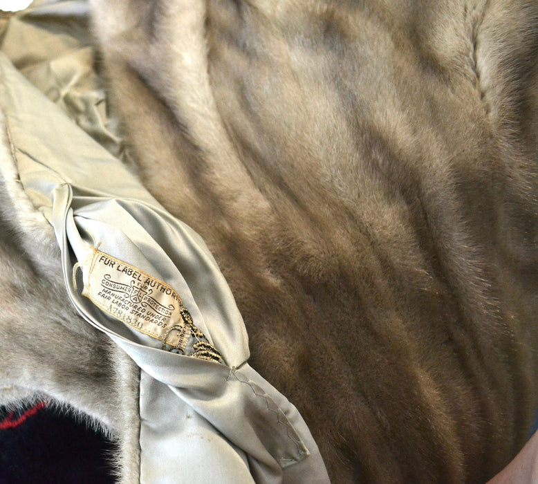 Vintage Mink Stole Honey Silver Vintage Fur Stole Cape// Vintage Fur Cape in Silver Blonde Cream Winter Wedding