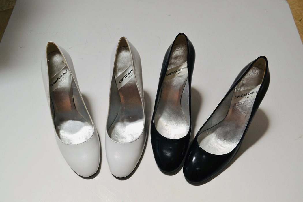 90s y2k Vintage Charles Jourdan White High Heel Shoes Pumps size 7 Made in France White Wedding High Heels Clear lucite Ball Leather Heels