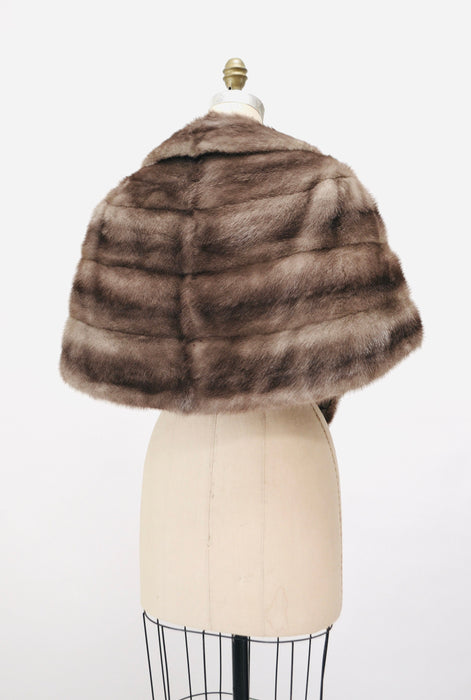 Vintage Mink Stole Grey Silver Vintage Fur Stole Cape// Vintage Fur Cape in Silver Grey Mink Winter Wedding Grey Silver Fur Wrap Caplet