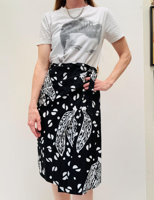 80s Vintage Banana Print BLack Wrap Skirt Medium Cotton Black Wrap Summer Tropical Beach Cruise Party skirt Black White polka dot