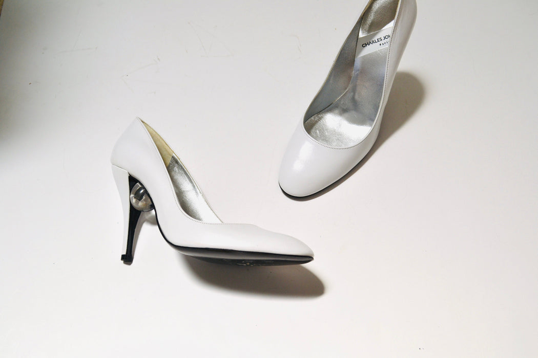 90s y2k Vintage Charles Jourdan White High Heel Shoes Pumps size 7 Made in France White Wedding High Heels Clear lucite Ball Leather Heels