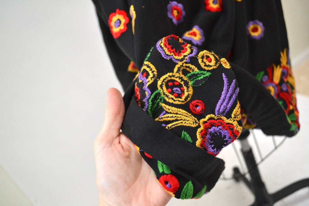 70s 80s Vintage Embroidered Boho Shirt Skirt Dress Set Small Black Cotton Floral Boho Shirt Skirt Embroidered Floral Dress Sara Fredericks
