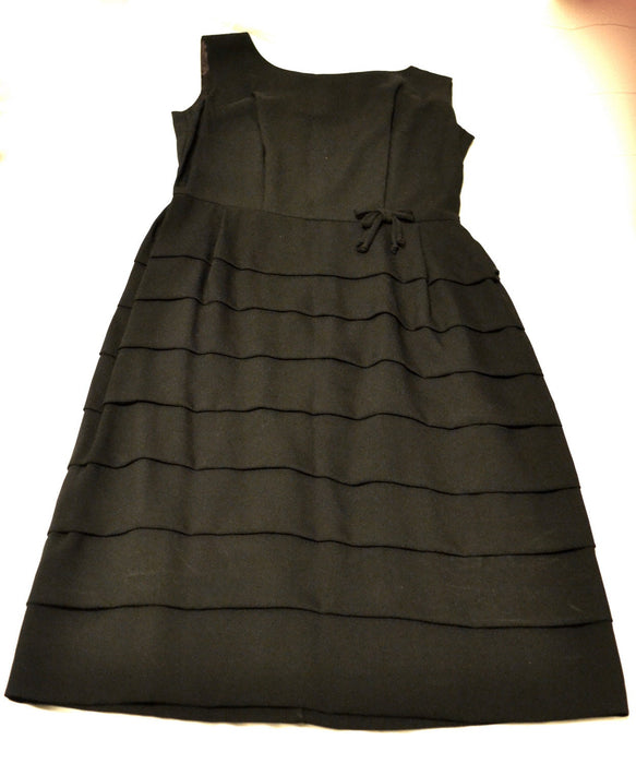 60s Vintage Little Black Dress Size Medium// 60s Vintage Pleated Dress Size Medium// Vintage Black Party Sleeveless Sheath Dress