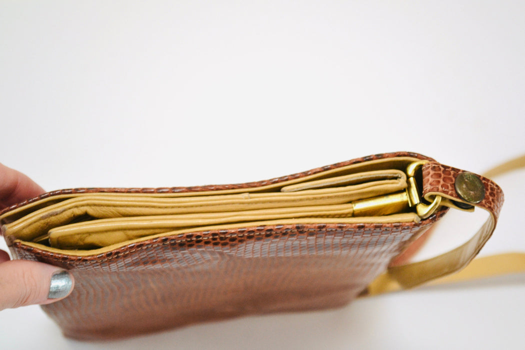 70s Vintage Brown Leather Envelope Bag Clutch Brown Tan Leather Snakeskin Shoulder Bag// Brown Patent Leather Snake Skin Bag Purse
