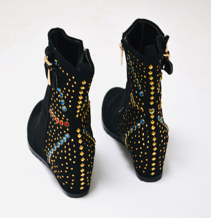 2000s Y2K Black Leather Studded Boots by Love Moschino size 39 9 Black Hidden High heel Metallic Studded Boots Suede Size 9 Love Moschino