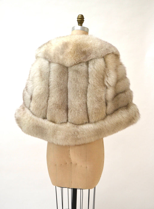 Vintage Cream Fur Cape// Vintage Fur Stole Fox Fur// Vintage Fur Cape Cream White Fox Fur Stole Cape Winter Wedding