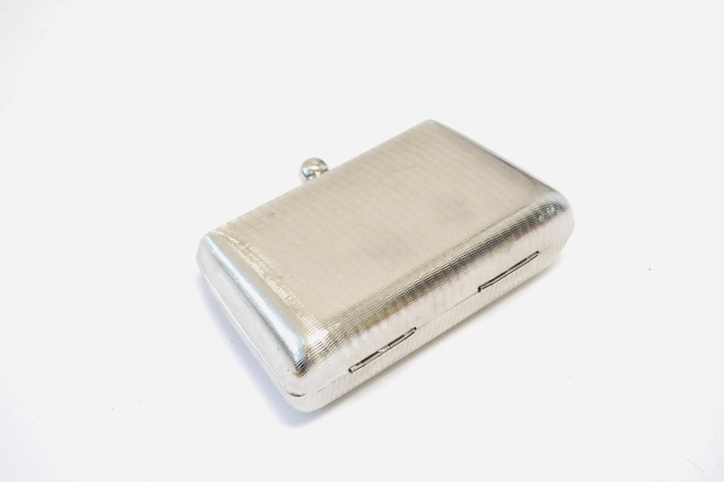 80s Vintage Metallic Silver Metal Clutch Vintage Silver Wedding Bag// 90s Silver Metal Evening Bag Silver Hard Case Vintage Wedding Purse