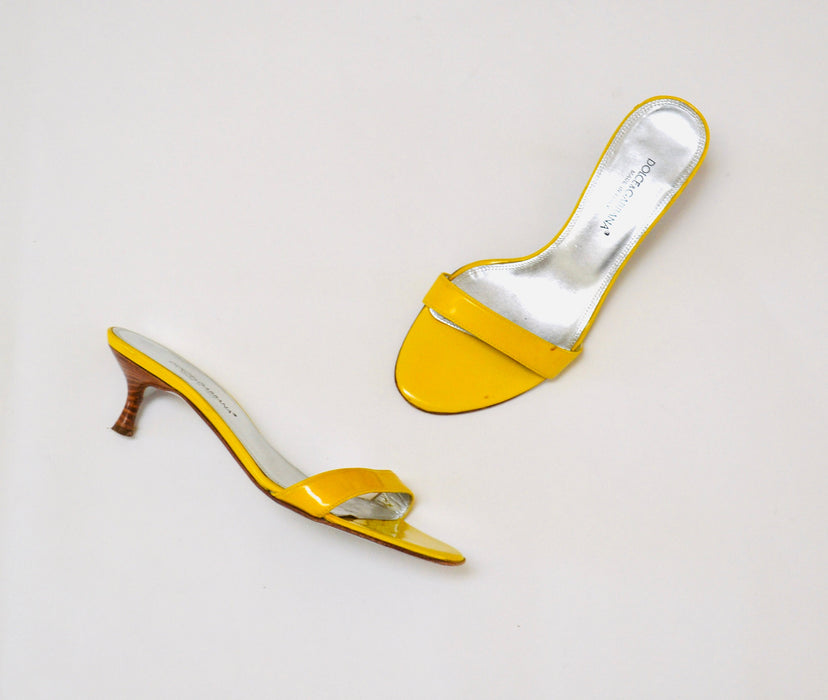 Vintage 90s 2000s y2kDolce and Gabbana High Heels Size 7 37 Yellow Slides Mules Patent leather Yellow Made in Italy 7 37 Sex in the city