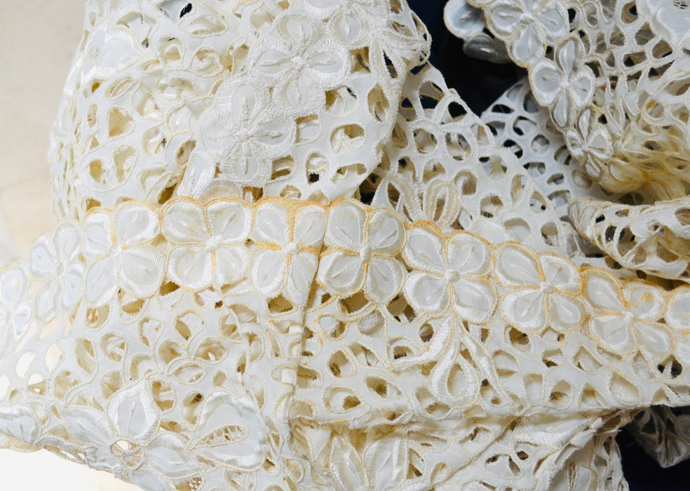 Vintage Cream Off White Cotton Eyelet lace Jacket Duster Cream Lace Jacket Beach Cover up Small Medium Lace Beach Wedding Jacket Rustans