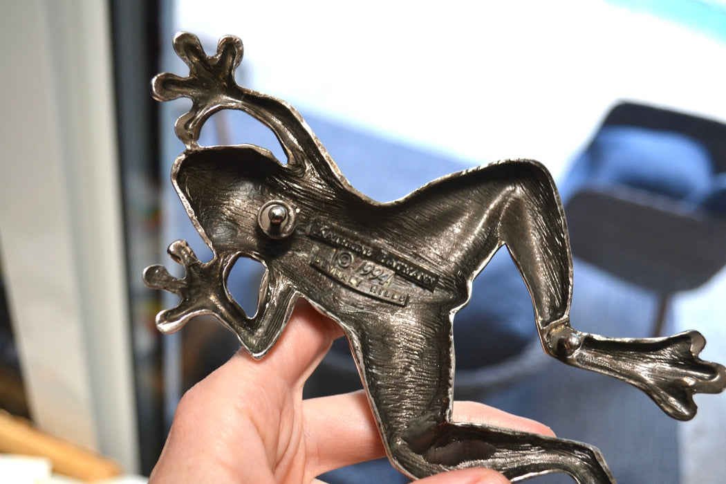 90s Vintage Katherine Baumann Beverly Hills Silver Tree Frog Belt Buckle Metallic Silver Wedding Frog Belt Buckle Large Silver Belt Buckle