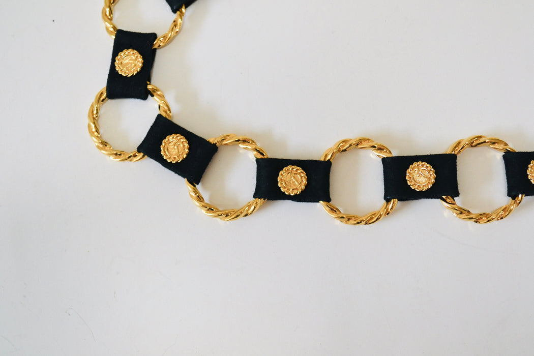 90s Vintage Gold Chain Ring Belt St John Gold Wedding Gold Black Leather Ring Adjustable Belt for Wedding Party Small Medium Gold Chain Belt