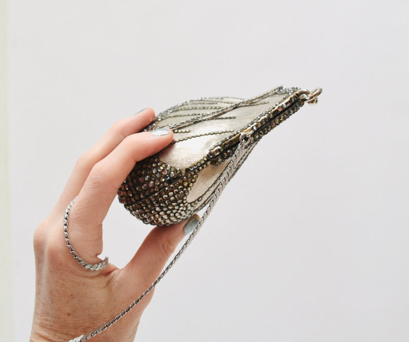 Vintage Silver Judith Leiber 1967 Chatelaine Minaudiere Swarovski Crystals Silver Hard Metal Clutch Bag wedding Purse By Judith Leiber