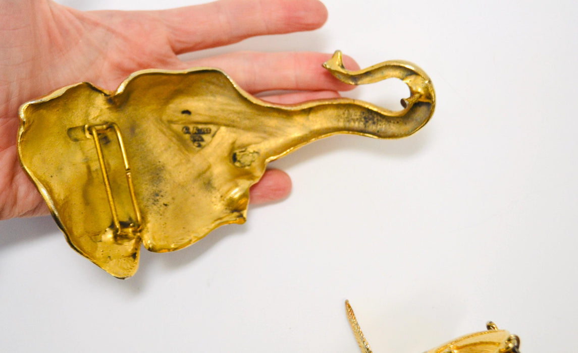 1980s Vintage Gold Elephant Metallic Belt Buckle Vintage Christopher Ross 1980 Elephant Belt Buckle Gold Animal Belt Large 80s Gold Belt