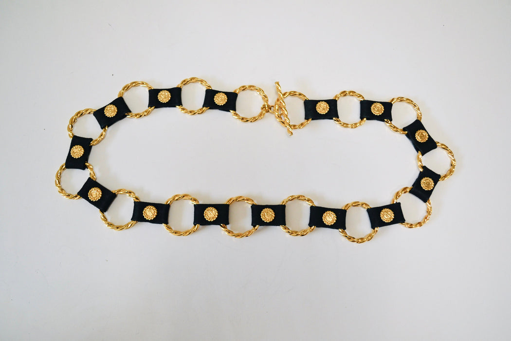 90s Vintage Gold Chain Ring Belt St John Gold Wedding Gold Black Leather Ring Adjustable Belt for Wedding Party Small Medium Gold Chain Belt