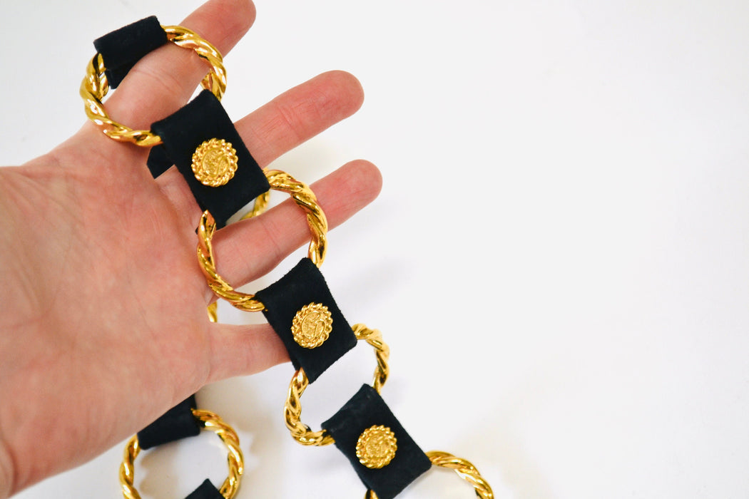 90s Vintage Gold Chain Ring Belt St John Gold Wedding Gold Black Leather Ring Adjustable Belt for Wedding Party Small Medium Gold Chain Belt
