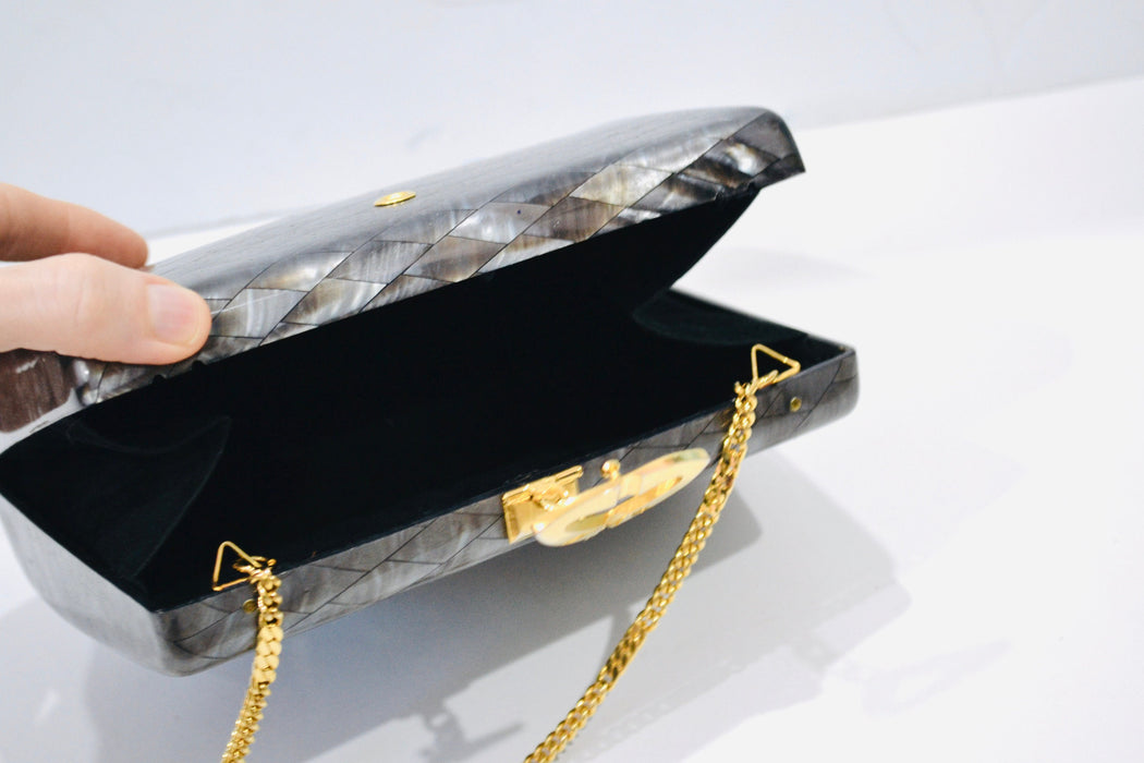 70s 80s Vintage Grey Clutch Hard Case Acrylic Faux Mother of Pearl Clutch Bag// Vintage Grey Gold Hard Acrylic Evening Bag Clutch Small Bag