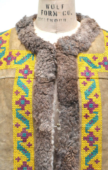 60s 70s Vintage Embroidered Shearling Afghan Jacket Penny Lane Small Medium// 70s Shearling Coat Suede Leather Fur Embroidered Jacket Small