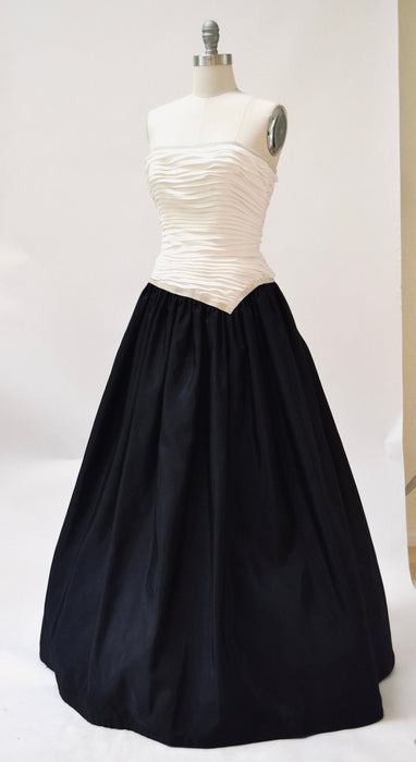 Vintage Black and White Ball Gown Evening Gown Dress Strapless Size Small With Rhinestones by Lillie Rubin // Vintage Black white Prom Dress