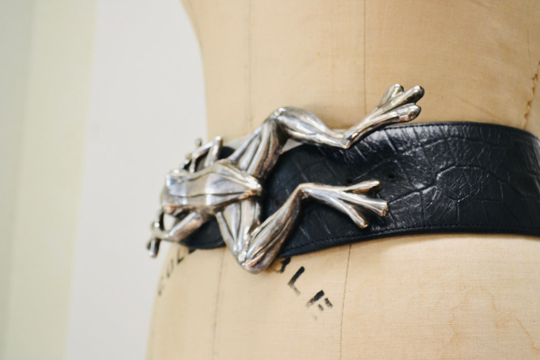 90s Vintage Katherine Baumann Beverly Hills Silver Tree Frog Belt Buckle Metallic Silver Wedding Frog Belt Buckle Large Silver Belt Buckle