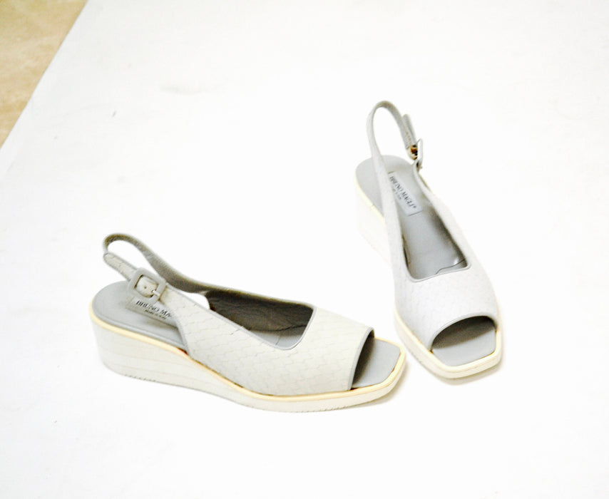 Vintage White Grey Leather Sandals slides Slip on Heels Shoes 6 1/2 Burno Magli Made in Italy// White Leather Sling Backs Wedge shoes 6 1/2