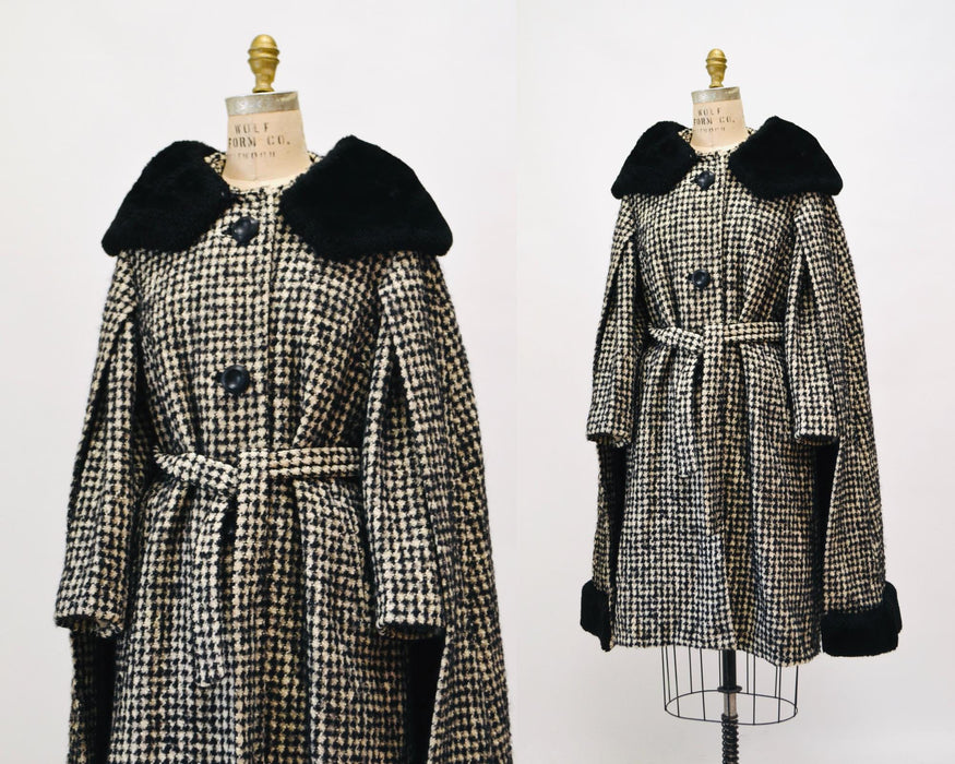 Incredible Vintage Wool Jacket Cape Black White Plaid Wool Cape Poncho Jacket Coat // Vintage Black Plaid Cape Wool Jacket Cape Faux Fur