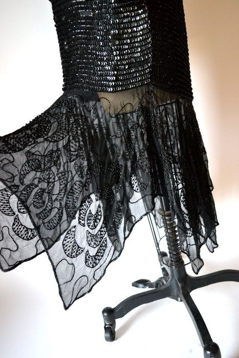 80s 90s Vintage Black  Sequin Beaded Dress Flapper Art Deco Party Dress Silk Medium// 80s does 20s Black Vintage Flapper Dress Long Sleeve