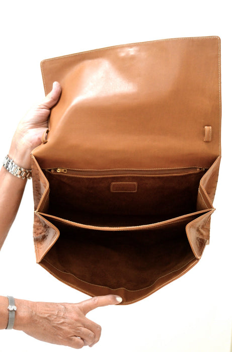 70s 80s Vintage Brown Tan Leather Clutch Purse handbag in Ostrich Leather By Donna Elissa For Saks Fifth Avenue Made in Italy 70s 80s Bag