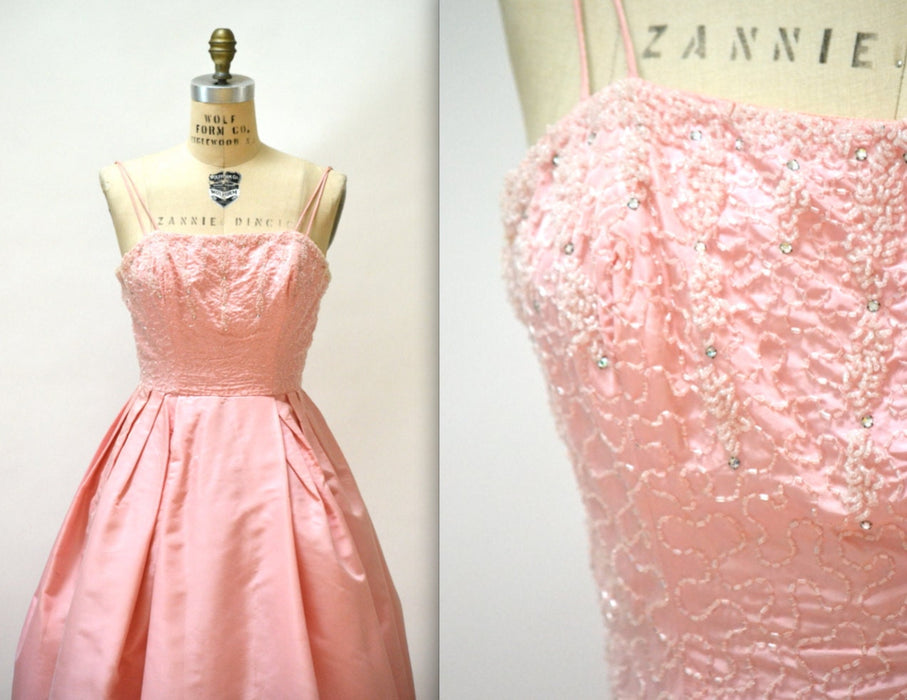 1950s Vintage Prom Dress Size Small Medium Pink// 1950s Vintage Bridesmaid Wedding Dress Evening Gown Beaded in Pink Size Small Medium