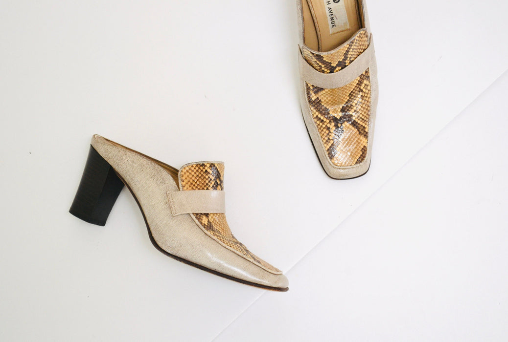 90s 00s Y2K Vintage Snake Skin Leather Slides High Heel Loafers Shoes 7 1/2 Vintage Tan Snake Skin High Heel Shoes Mules Saks Fifth Avenue