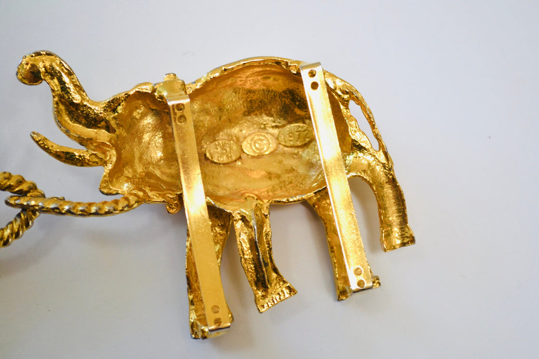 70s Vintage Gold Elephant Metallic Belt Buckle Vintage Mimi Di Elephant Belt Buckle Rare 1972 Gold Elephant Animal Belt Buckle