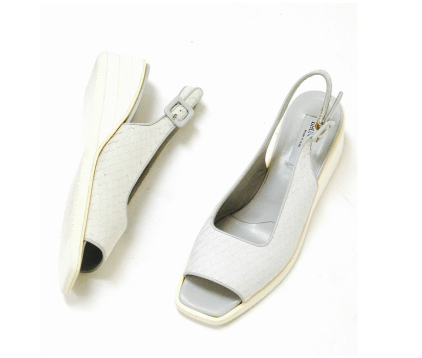 Vintage White Grey Leather Sandals slides Slip on Heels Shoes 6 1/2 Burno Magli Made in Italy// White Leather Sling Backs Wedge shoes 6 1/2