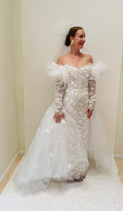 90s Vintage Bob Mackie White Lace Wedding Dress Diamond Collection Bob Mackie Tulle Veil Long Sleeve Conservative Wedding Gown Small Medium