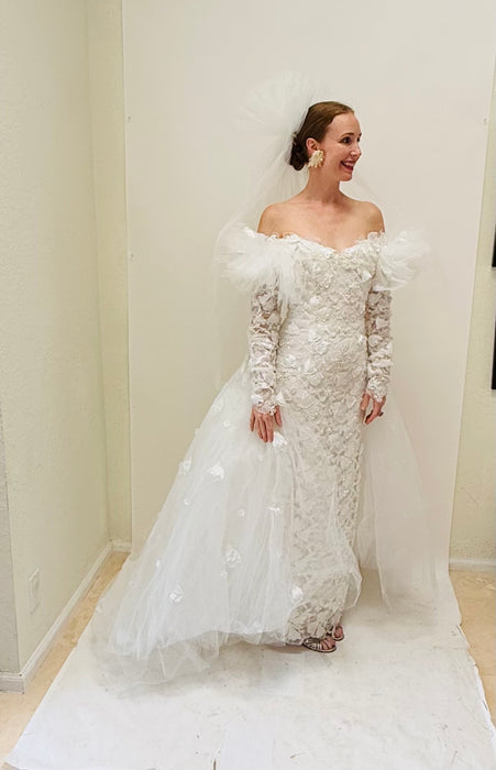 90s Vintage Bob Mackie White Lace Wedding Dress Diamond Collection Bob Mackie Tulle Veil Long Sleeve Conservative Wedding Gown Small Medium