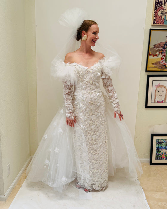 90s Vintage Bob Mackie White Lace Wedding Dress Diamond Collection Bob Mackie Tulle Veil Long Sleeve Conservative Wedding Gown Small Medium