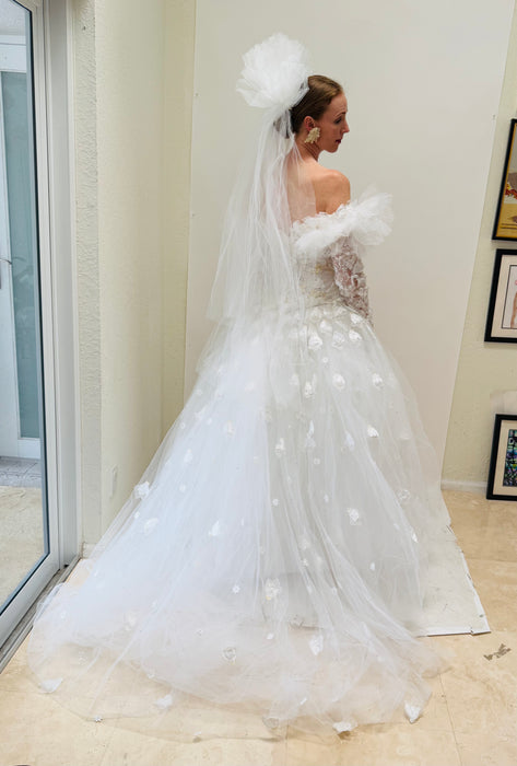 90s Vintage Bob Mackie White Lace Wedding Dress Diamond Collection Bob Mackie Tulle Veil Long Sleeve Conservative Wedding Gown Small Medium