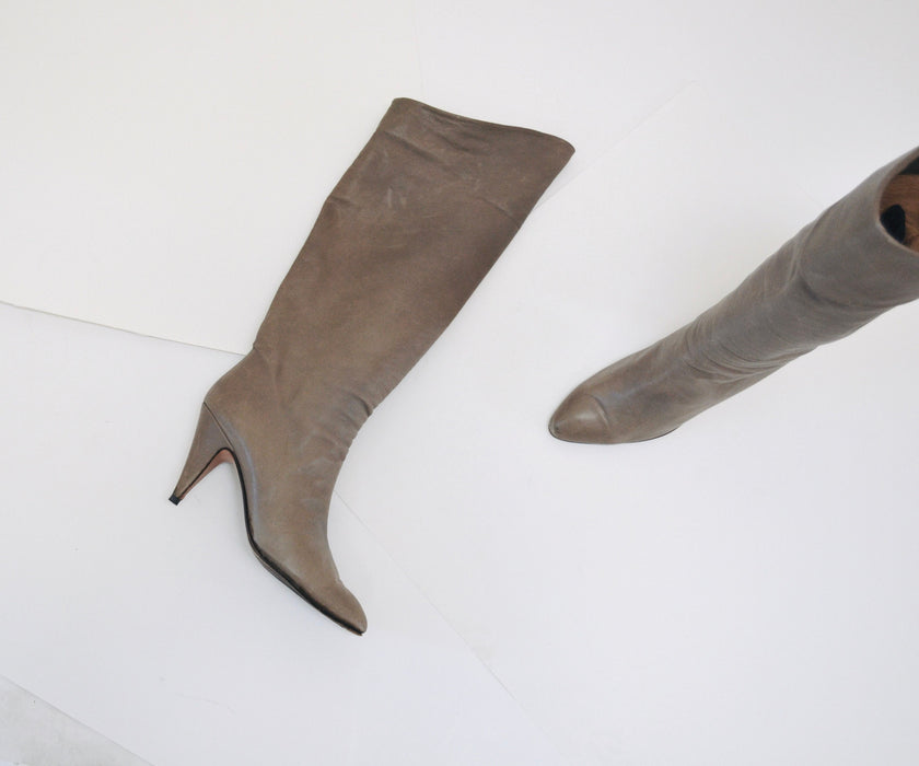 80s Vintage Gray Taupe Leather High Heel Boots 8 8 1/2 Leather High Heel Knee High Boots Pointed Toe boots Made in Italy Alberto d. Molina