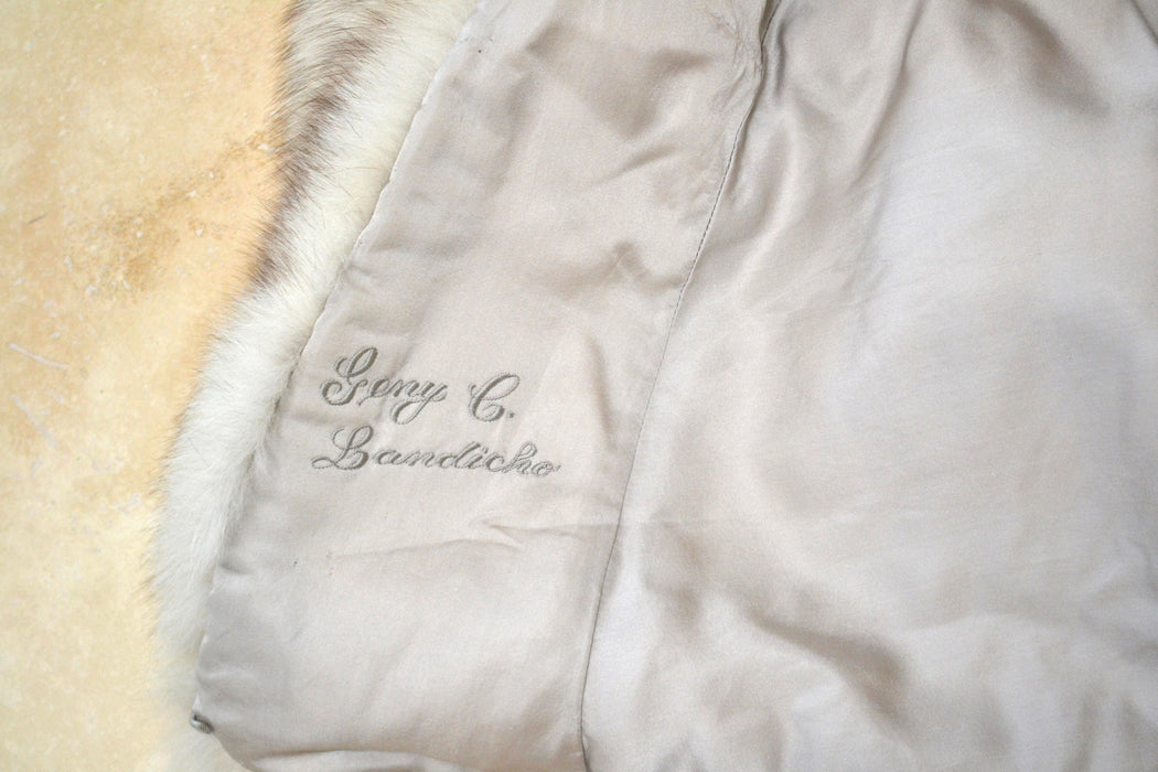 Vintage Cream Fur Cape// Vintage Fur Stole Fox Fur// Vintage Fur Cape Cream White Fox Fur Stole Cape Winter Wedding