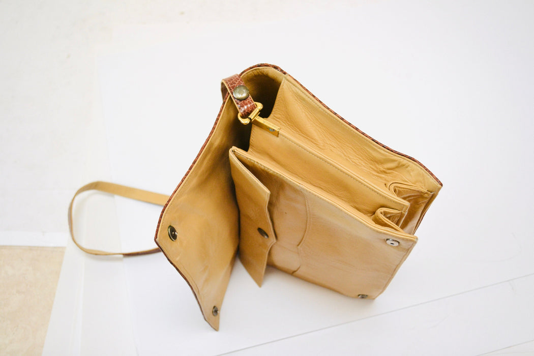 70s Vintage Brown Leather Envelope Bag Clutch Brown Tan Leather Snakeskin Shoulder Bag// Brown Patent Leather Snake Skin Bag Purse