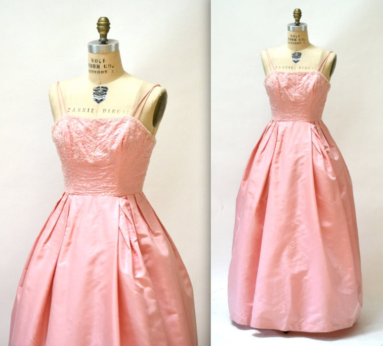 1950s Vintage Prom Dress Size Small Medium Pink// 1950s Vintage Bridesmaid Wedding Dress Evening Gown Beaded in Pink Size Small Medium