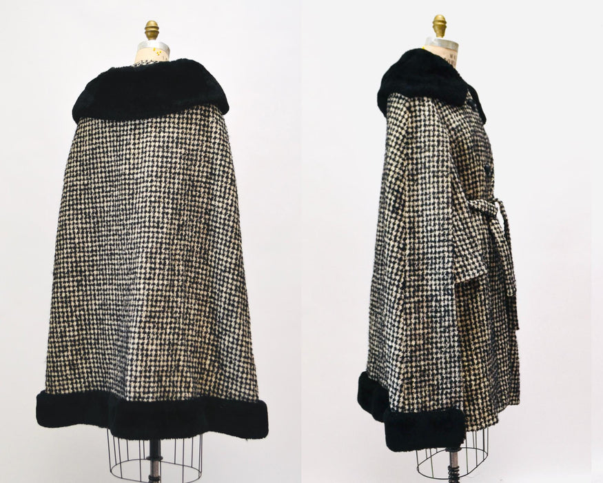 Incredible Vintage Wool Jacket Cape Black White Plaid Wool Cape Poncho Jacket Coat // Vintage Black Plaid Cape Wool Jacket Cape Faux Fur