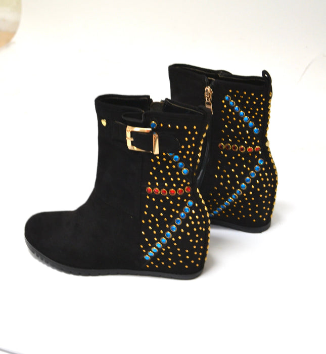 2000s Y2K Black Leather Studded Boots by Love Moschino size 39 9 Black Hidden High heel Metallic Studded Boots Suede Size 9 Love Moschino