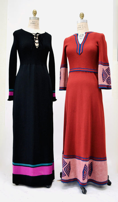 70s Vintage Black Sweater Maxi Dress Lace up Tie Dress // 70s vintage Black long Dress Vintage Black Maxi Long Sleeve Dress ruffle sleeves