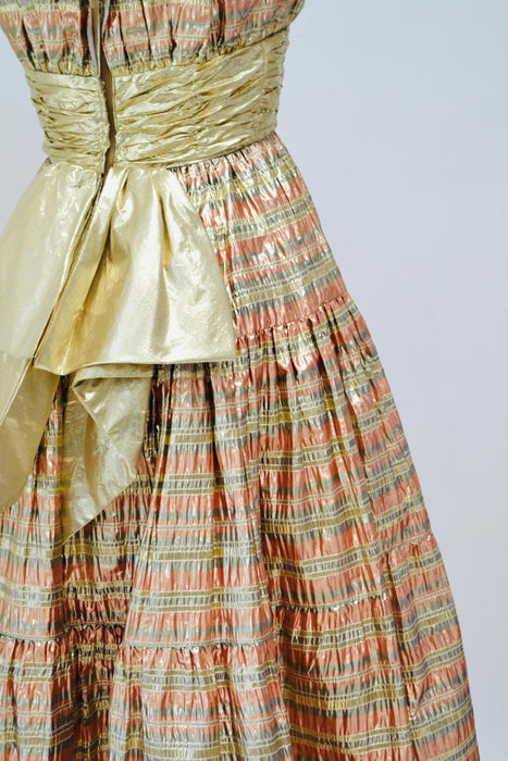 Vintage Metallic 80s Prom Dress Gold By Victor Costa// Gold Metallic 80s Party Dress Strapless Medium Crinoline Skirt Barbie Party Dress