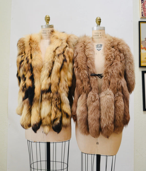 70s Vintage Fox   Tail Fur Vest Brown Size Small Medium// Vintage Fox Fur Vest Brown Small Medium Fox tail Fringe Fur Vest Brown Fox