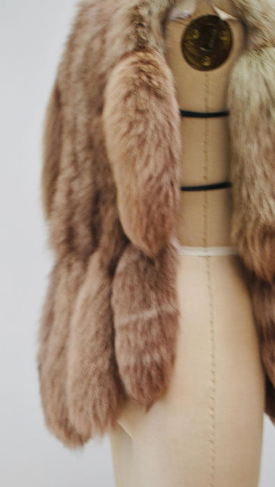 70s Vintage Fox   Tail Fur Vest Brown Size Small Medium// Vintage Fox Fur Vest Brown Small Medium Fox tail Fringe Fur Vest Brown Fox