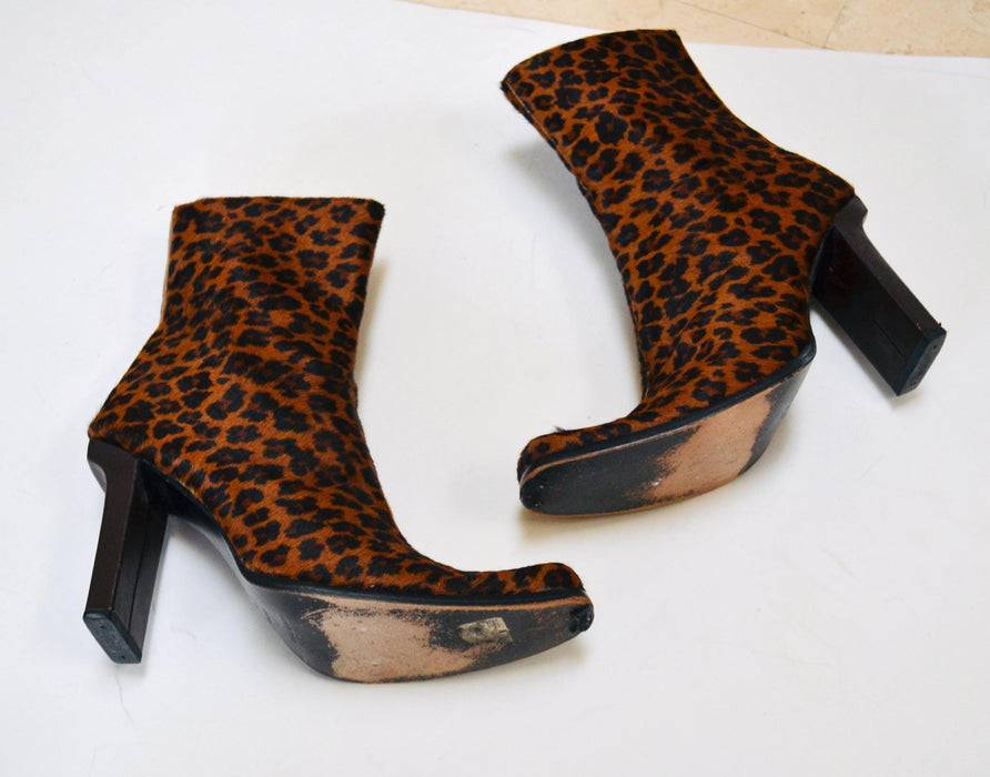 Vintage 2000s High Heel Boots size 8 Leopard Animal Print Fur Pony Hair High Heel Boots Booties Size 8 Bebe Cropped High Heel boots