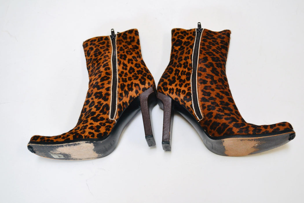 Vintage 2000s High Heel Boots size 8 Leopard Animal Print Fur Pony Hair High Heel Boots Booties Size 8 Bebe Cropped High Heel boots